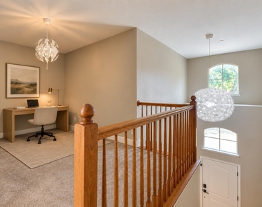 6854 Cortona Lane - Photo Thumbnail 12