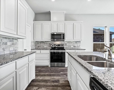 3917 Madison Lane - Photo Thumbnail 4
