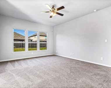 3917 Madison Lane - Photo Thumbnail 8