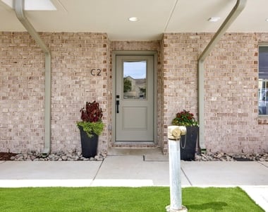 4116 University Boulevard - Photo Thumbnail 2