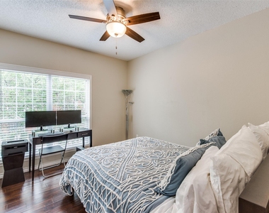 12680 Hillcrest Road - Photo Thumbnail 7