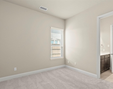 1810 Wichita Drive - Photo Thumbnail 22