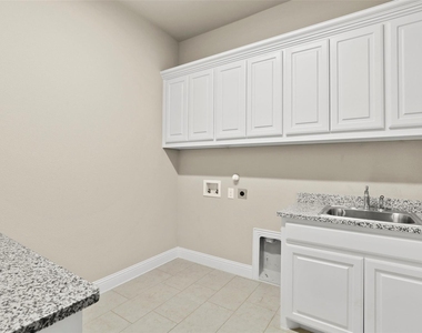 1810 Wichita Drive - Photo Thumbnail 21