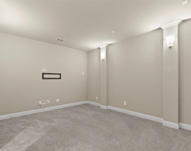 1810 Wichita Drive - Photo Thumbnail 29