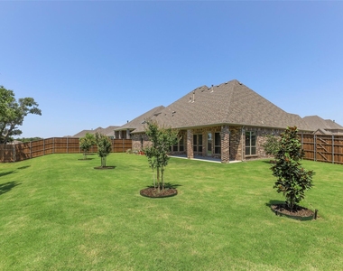 1810 Wichita Drive - Photo Thumbnail 31