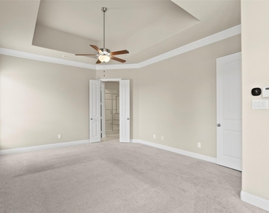 1810 Wichita Drive - Photo Thumbnail 16