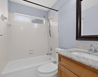 2702 Garden Springs Drive - Photo Thumbnail 18