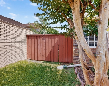 2702 Garden Springs Drive - Photo Thumbnail 29