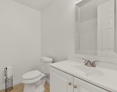 1512 Rowan Avenue - Photo Thumbnail 14