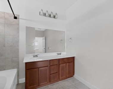 600 Bronze Forest Drive - Photo Thumbnail 19