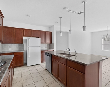 600 Bronze Forest Drive - Photo Thumbnail 11