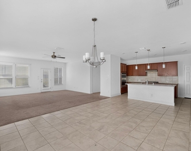 600 Bronze Forest Drive - Photo Thumbnail 6