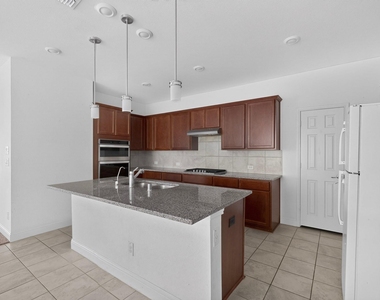 600 Bronze Forest Drive - Photo Thumbnail 8