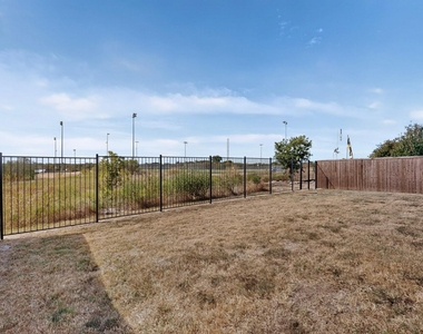 600 Bronze Forest Drive - Photo Thumbnail 39