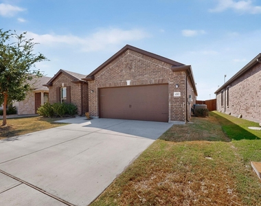 600 Bronze Forest Drive - Photo Thumbnail 1