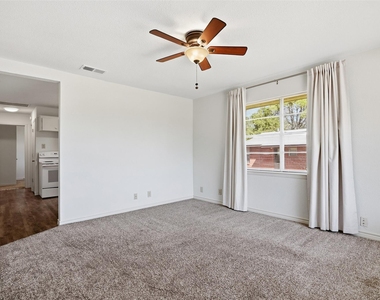106 Pine Street - Photo Thumbnail 3