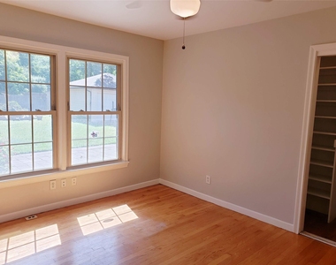 9344 San Fernando Way - Photo Thumbnail 9