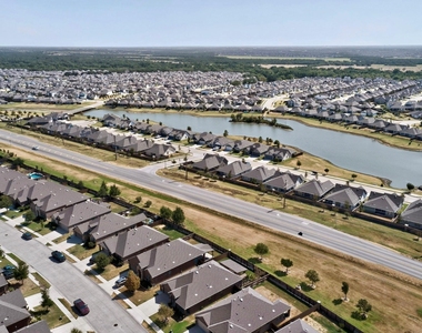 11129 Pond View Court - Photo Thumbnail 33
