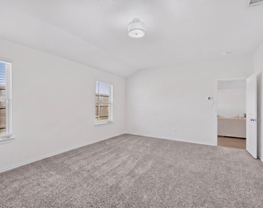 11129 Pond View Court - Photo Thumbnail 19