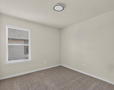 11129 Pond View Court - Photo Thumbnail 27