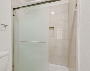 4620 San Jacinto - Photo Thumbnail 20