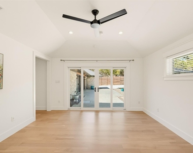 6331 Linden Lane - Photo Thumbnail 17