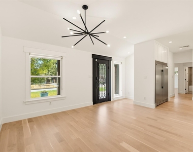 6331 Linden Lane - Photo Thumbnail 6
