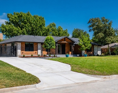 6331 Linden Lane - Photo Thumbnail 3