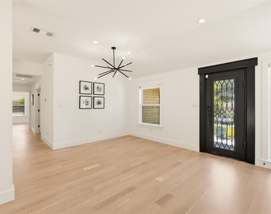6331 Linden Lane - Photo Thumbnail 5