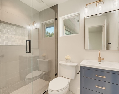 6331 Linden Lane - Photo Thumbnail 25