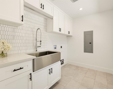 6331 Linden Lane - Photo Thumbnail 35