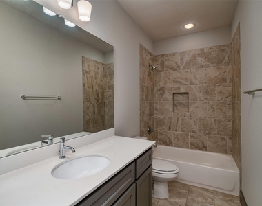 216 Wimberly Street - Photo Thumbnail 19