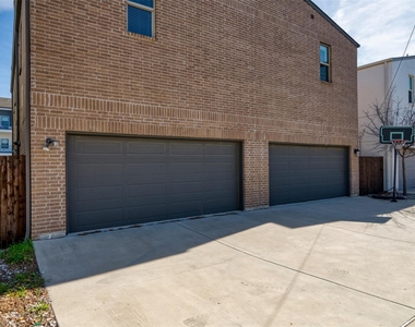 216 Wimberly Street - Photo Thumbnail 22