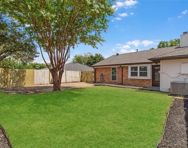 2429 Chestnut Way - Photo Thumbnail 13