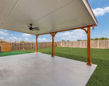 9065 Lone Cypress Drive - Photo Thumbnail 11