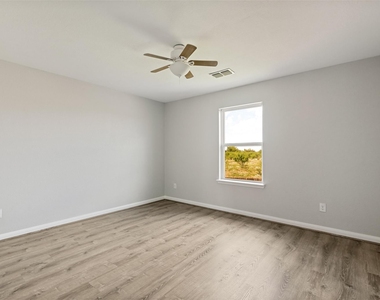 9065 Lone Cypress Drive - Photo Thumbnail 7