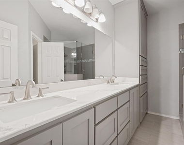 8400 Hickory Street - Photo Thumbnail 10