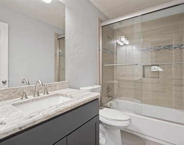 8400 Hickory Street - Photo Thumbnail 6