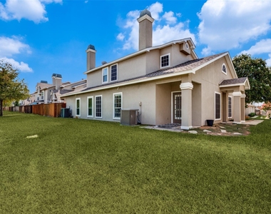 8400 Hickory Street - Photo Thumbnail 11