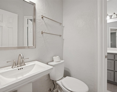 8400 Hickory Street - Photo Thumbnail 8