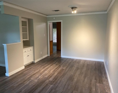3621 Winifred Drive - Photo Thumbnail 3