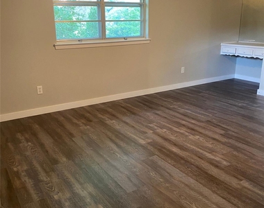 3621 Winifred Drive - Photo Thumbnail 15