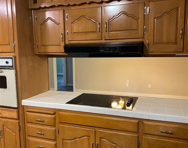 3621 Winifred Drive - Photo Thumbnail 10