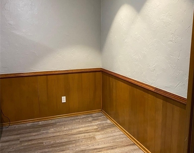 3621 Winifred Drive - Photo Thumbnail 14