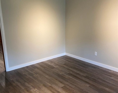 3621 Winifred Drive - Photo Thumbnail 5