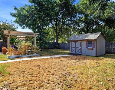 1319 Chestnut Road - Photo Thumbnail 24