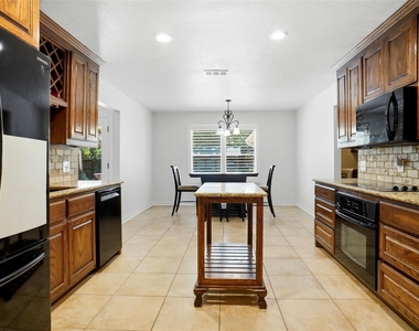 1319 Chestnut Road - Photo Thumbnail 9