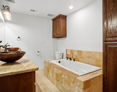1319 Chestnut Road - Photo Thumbnail 15
