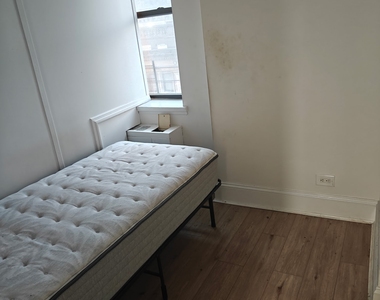 w 34th street 6th ave - Photo Thumbnail 1