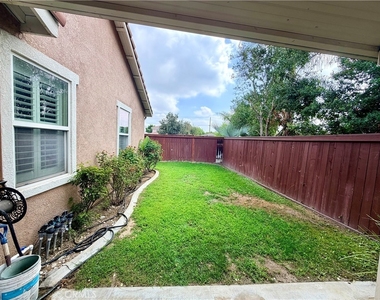 11853 Potomac Court - Photo Thumbnail 26
